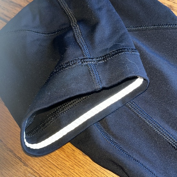 Lululemon All the Right Places Legging 4 - Picture 8 of 8